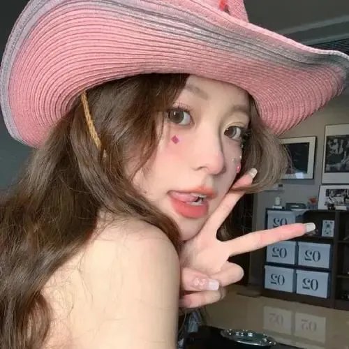 穿成七零教官前妻,被全家团宠